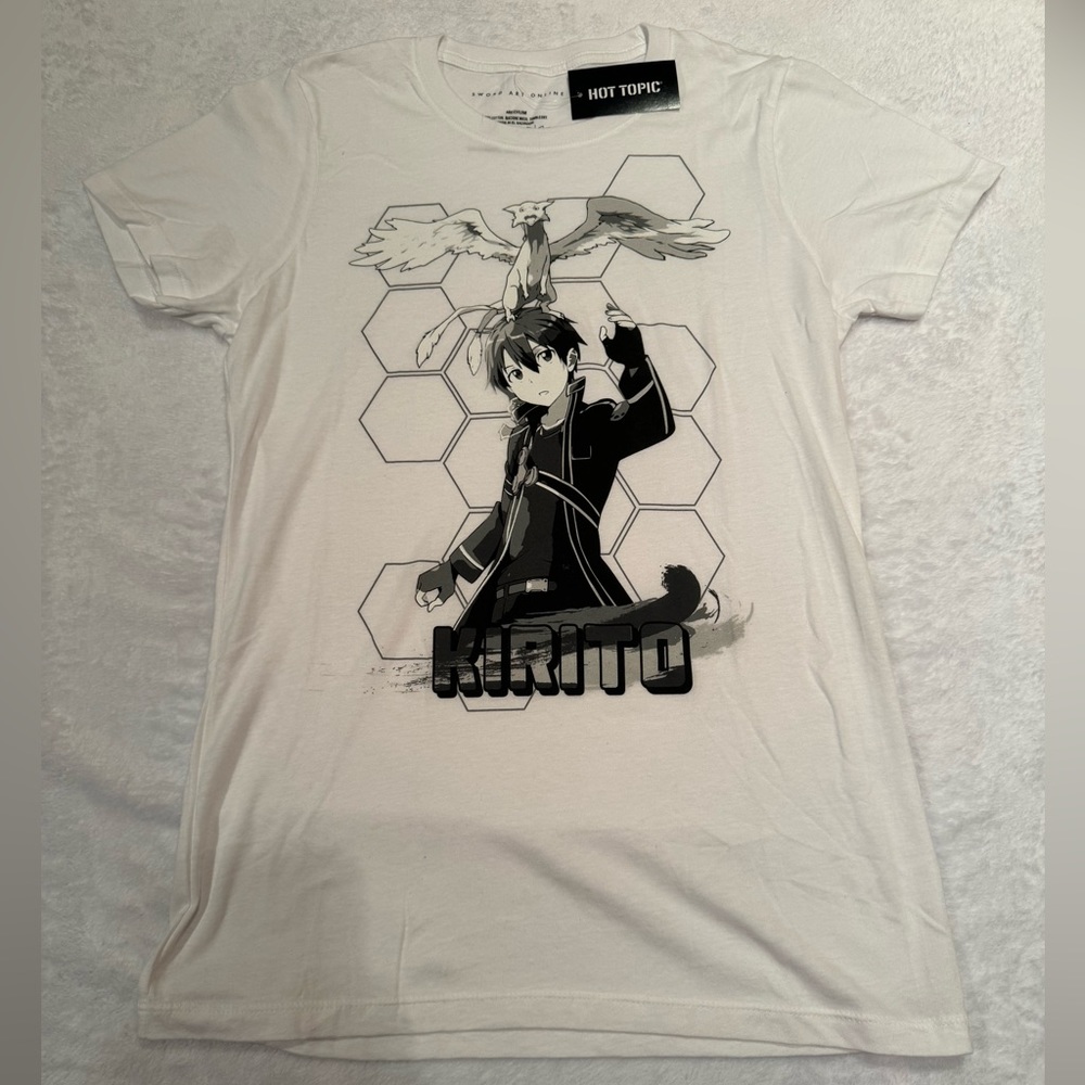 Sword Art Online Kirito and Pina Juniors T-Shirt Size Medium New With Tags
